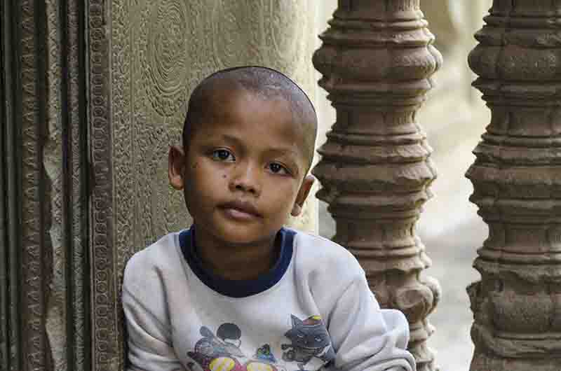 Camboya - Angkor - niño - 2012